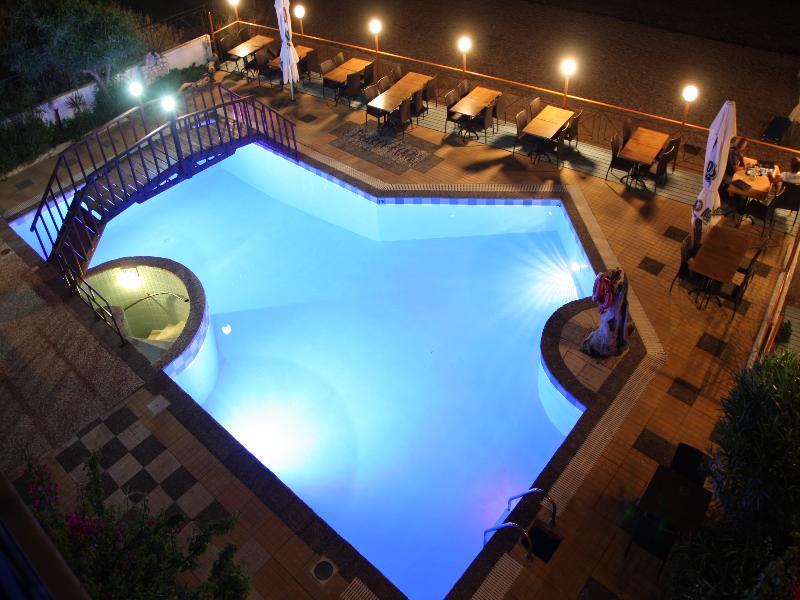 Pebble Beach Hotel Plomari エクステリア 写真