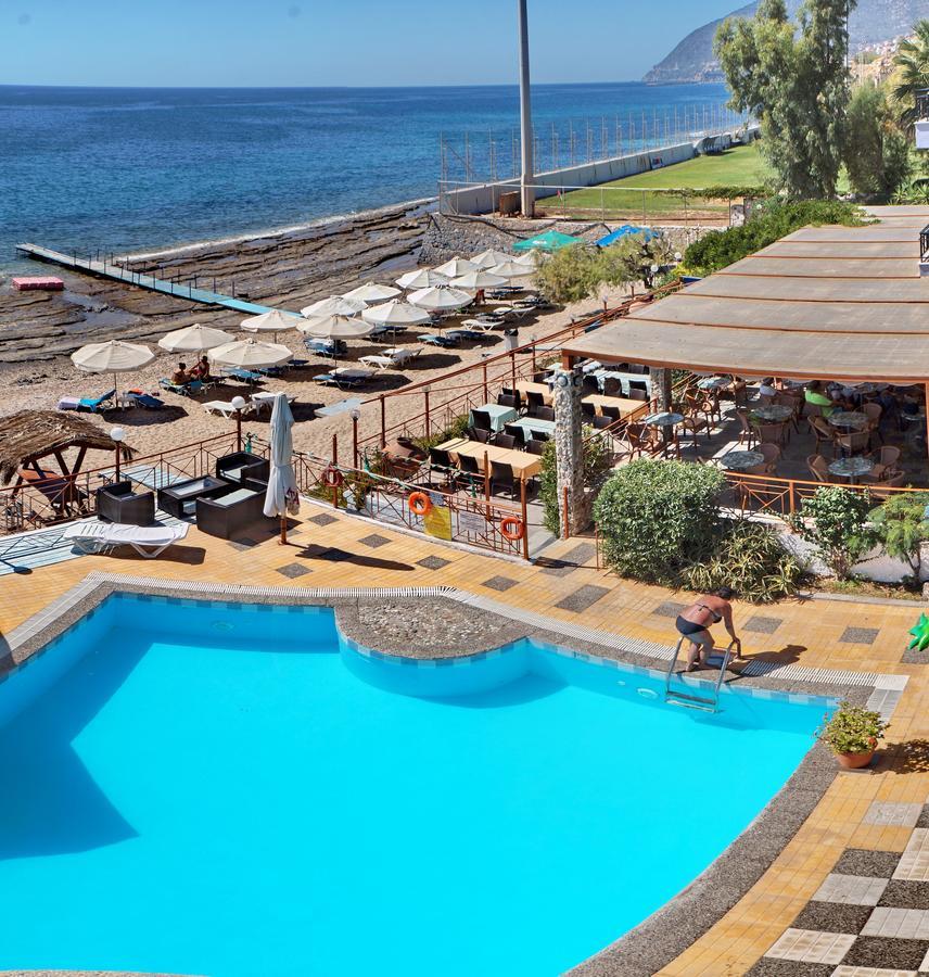 Pebble Beach Hotel Plomari エクステリア 写真