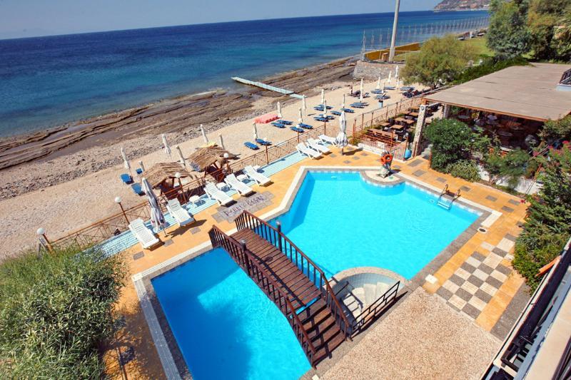 Pebble Beach Hotel Plomari エクステリア 写真