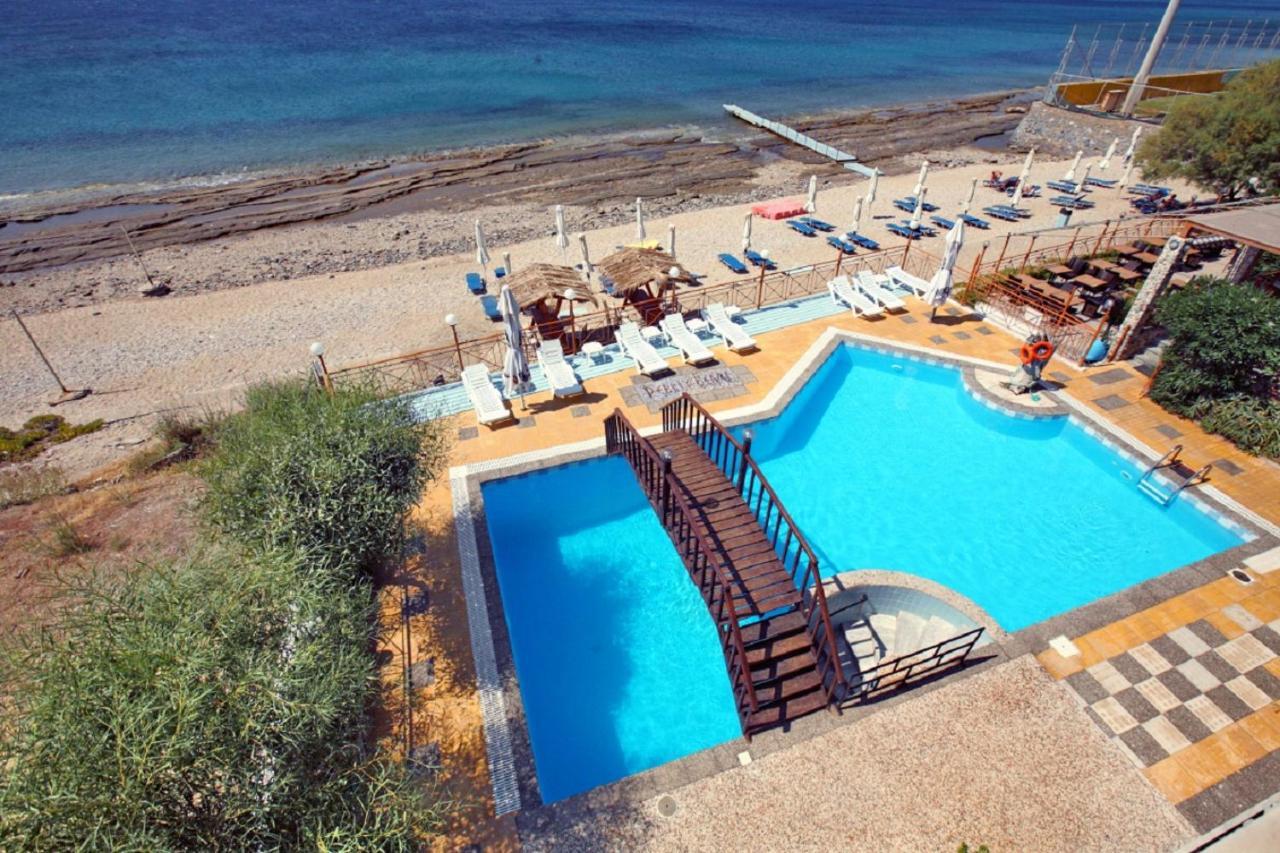 Pebble Beach Hotel Plomari エクステリア 写真
